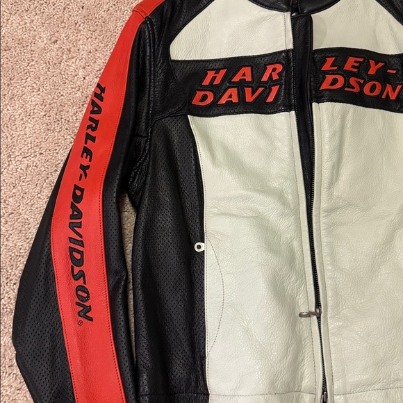 Harley-Davidson Black, Red, and White Leather Jacket - Picture 3 of 5